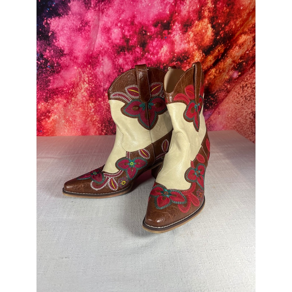 Floral Embroidered Western Ankle Boots Brown Cream Pointed Toe Size 8